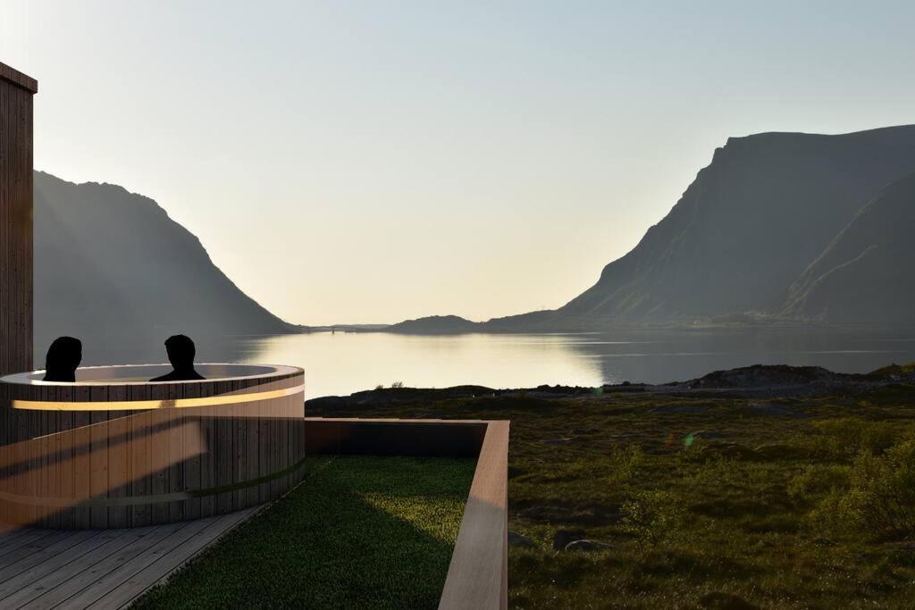 Hoda Cabin - Luxury Lodge With Jacuzzi And Sauna Lyngværet Extérieur photo