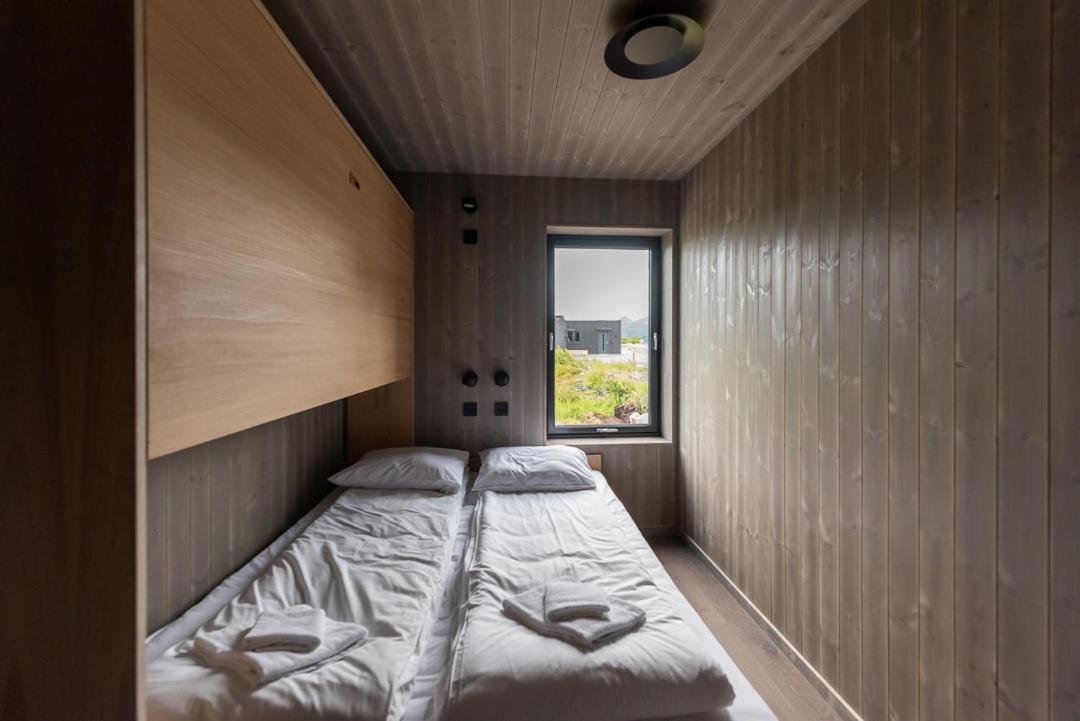 Hoda Cabin - Luxury Lodge With Jacuzzi And Sauna Lyngværet Extérieur photo
