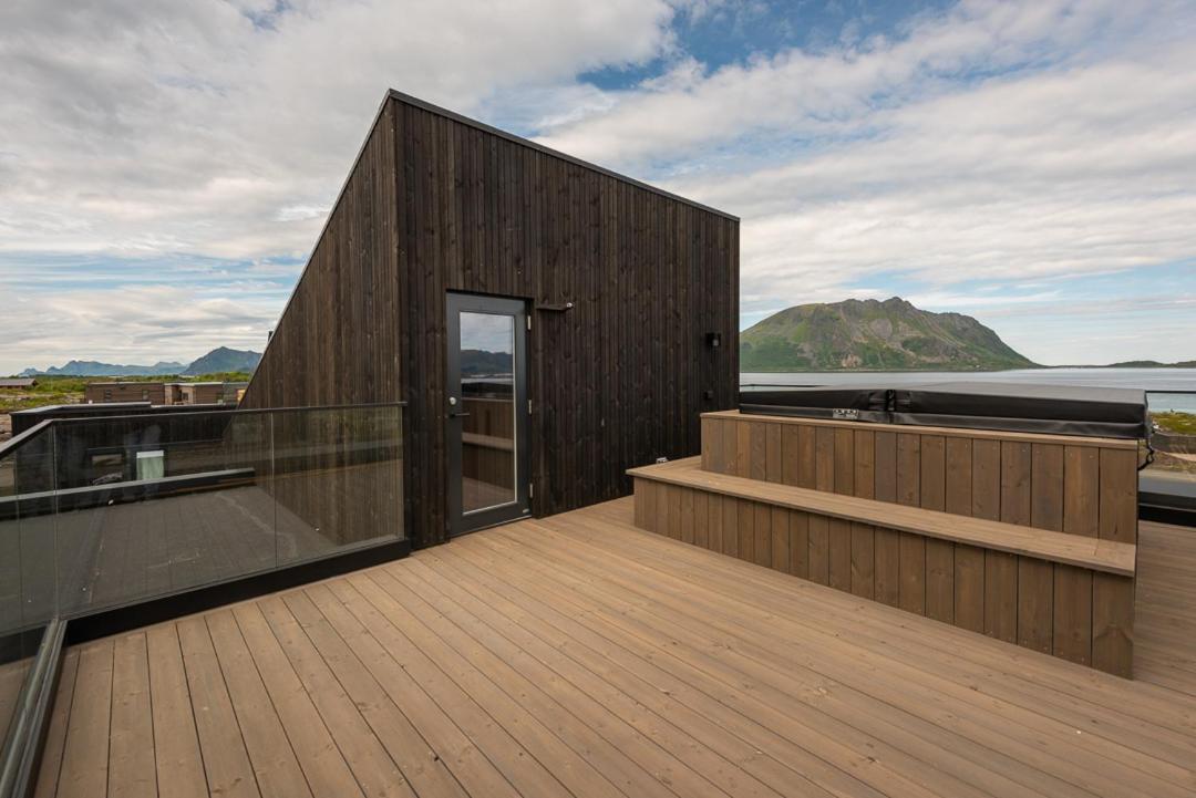 Hoda Cabin - Luxury Lodge With Jacuzzi And Sauna Lyngværet Extérieur photo
